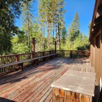 Sierra lodge deck